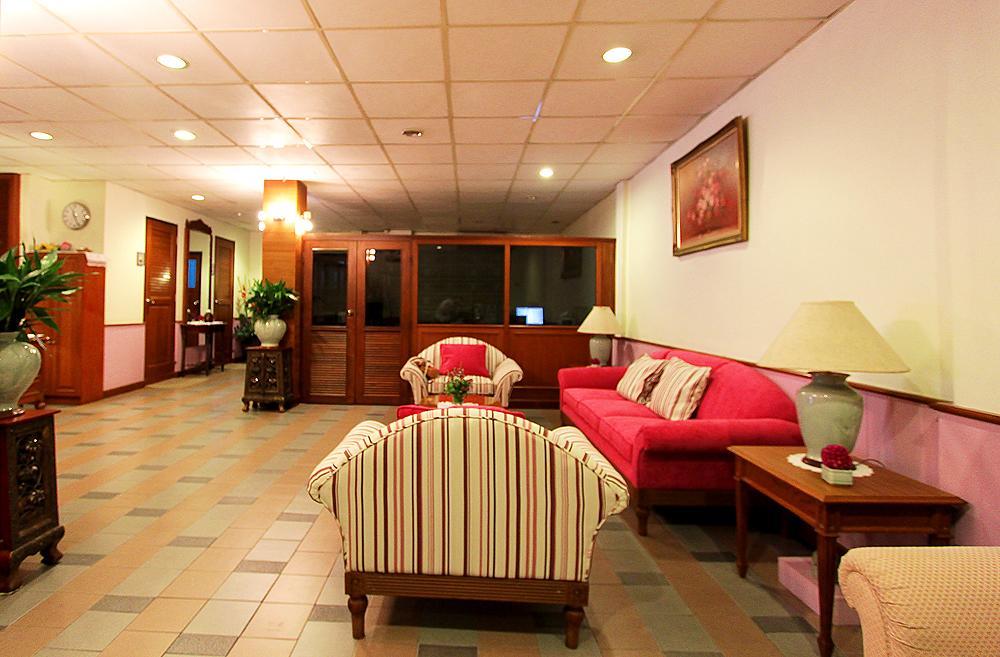 Travel Lodge Surawong (Adults Only) Bangkok Ngoại thất bức ảnh